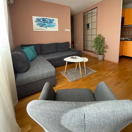 דירה Oaza נובי סאד